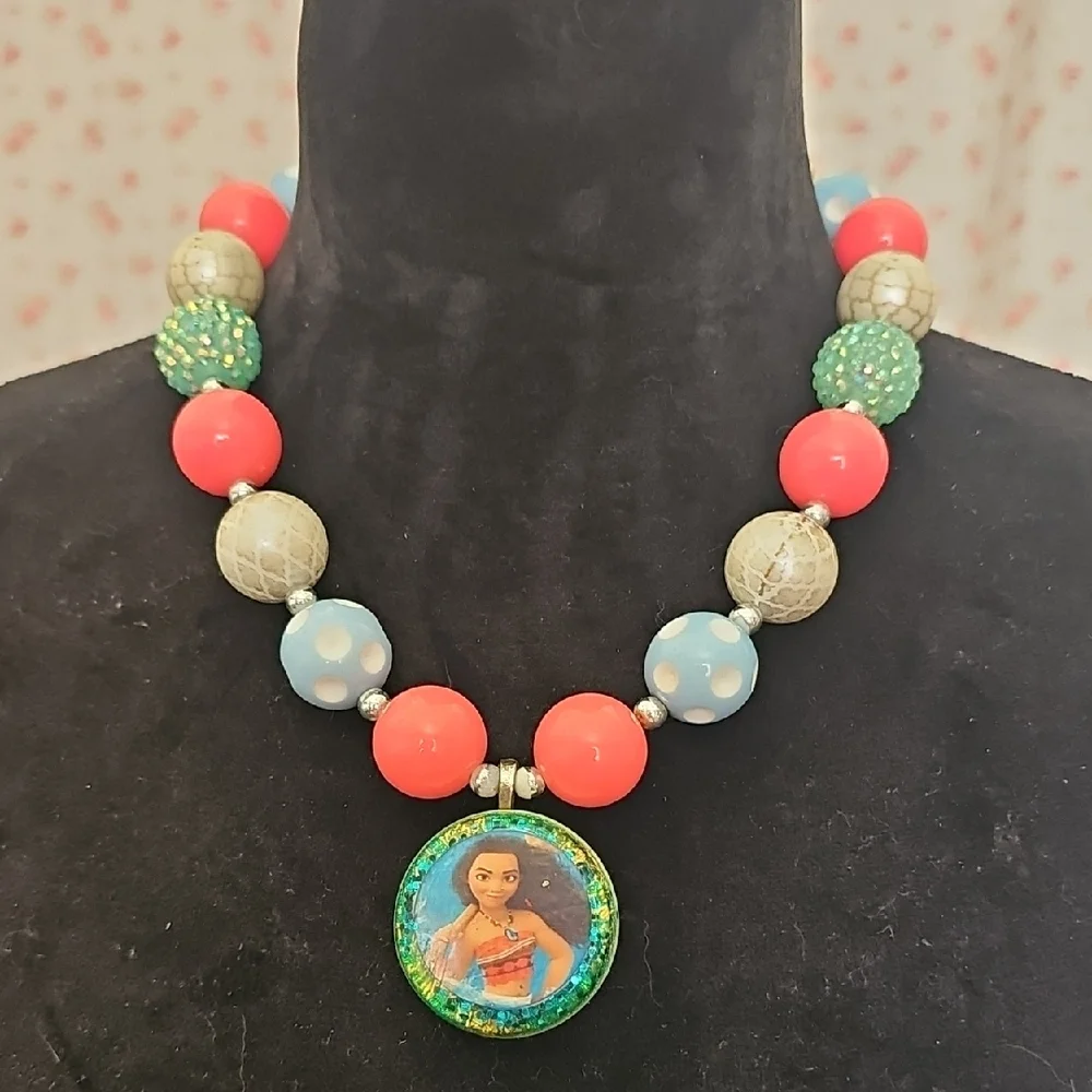 Moana Beaded Necklace with Pendant 🌠